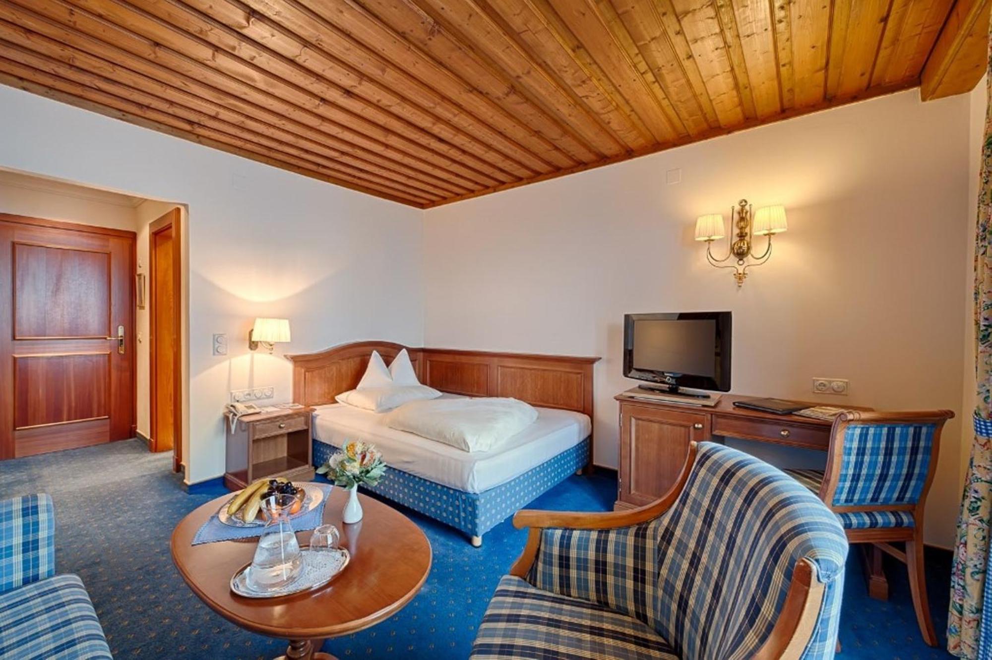 Thermenwelt Hotel Pulverer Bad Kleinkirchheim Oda fotoğraf